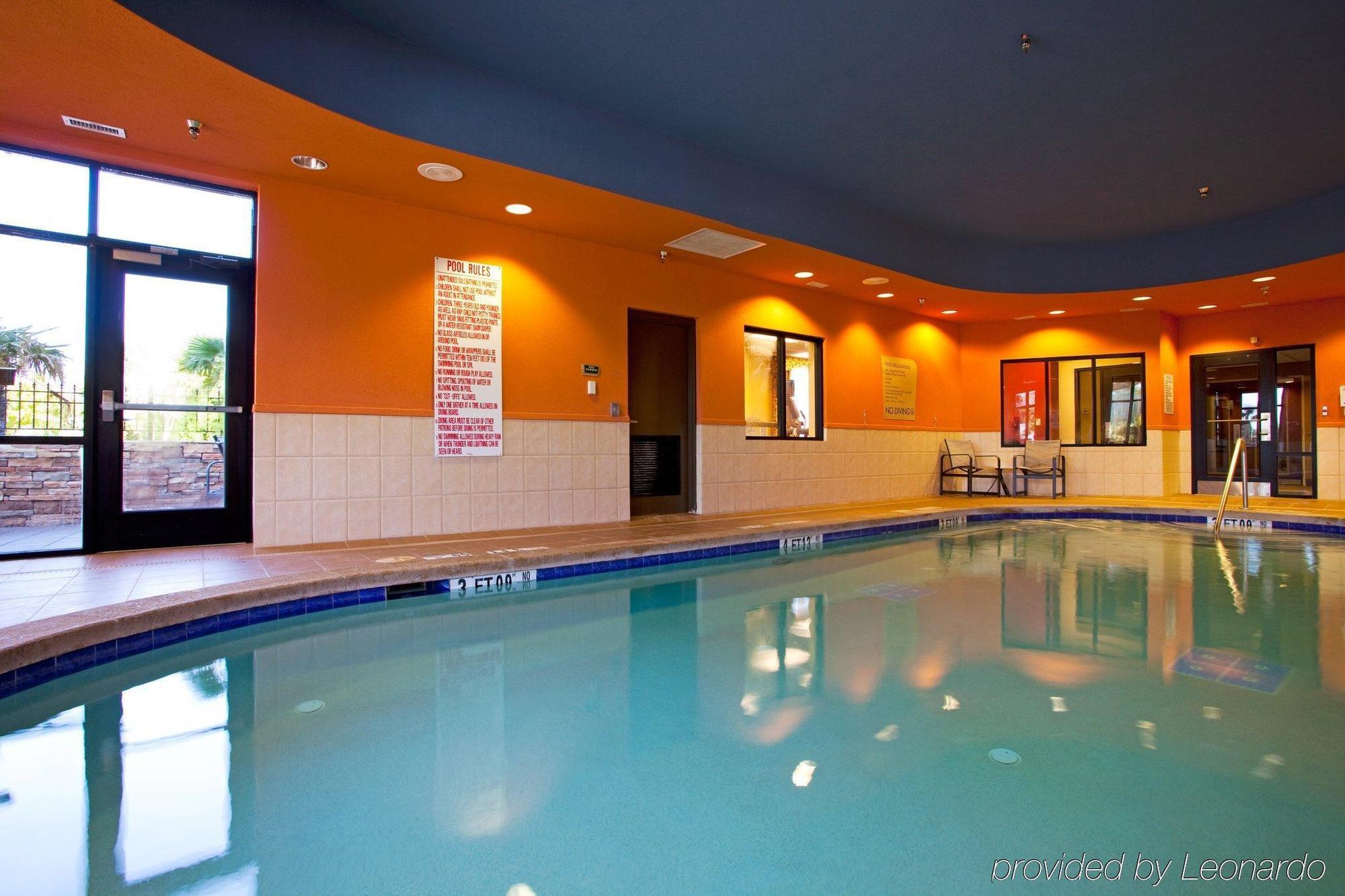 Holiday Inn Hotel & Suites Stockbridge-Atlanta I-75 By Ihg Exterior foto