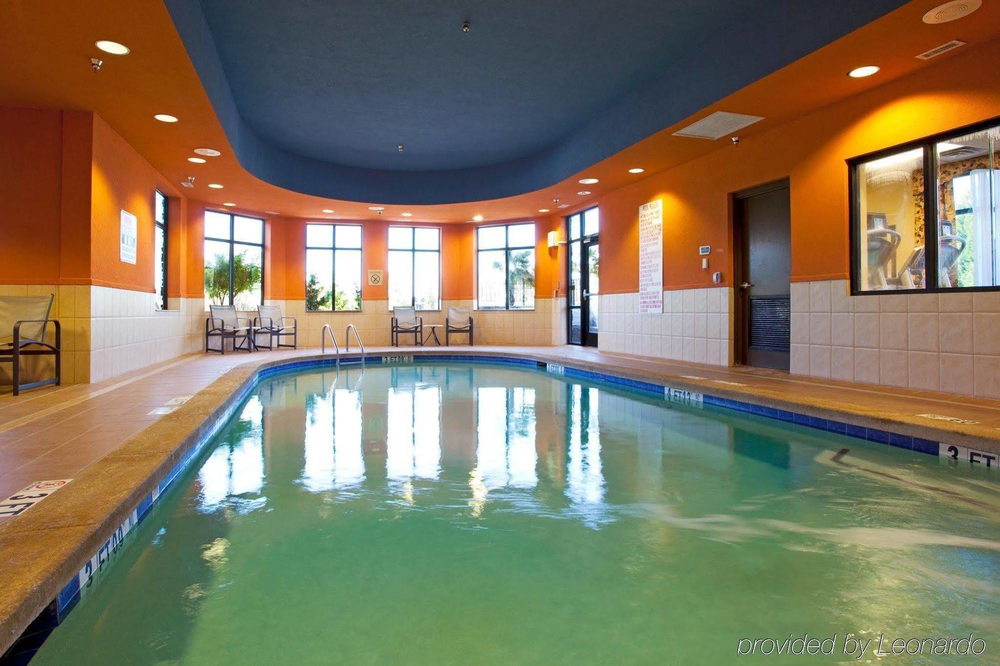 Holiday Inn Hotel & Suites Stockbridge-Atlanta I-75 By Ihg Exterior foto